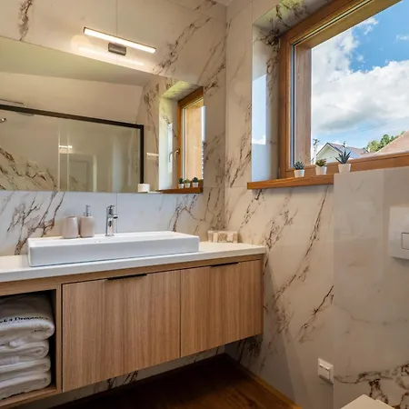 Aparthotel Oravska Drevenica Pribis